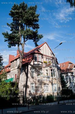 Gdansk. Wrzeszcz. Kamienica na ulicy Stefana Batorego....