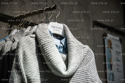 Gdynia. Centrum Handlowe Riviera. Otwarcie sklepu Fema...