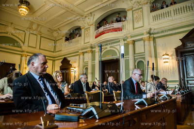 Gdańsk. Nowy Ratusz. Sesja Rady Miasta Gdańska. Debata...