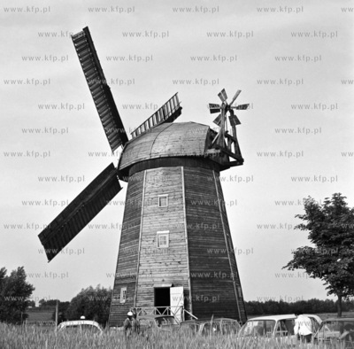 Gospoda "Pod Wiatrakiem" w Pszczolkach. 
07.06.1971
z0000501_czerwiec1971
Fot....