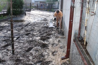 Potezna nawalnica spowodowala duze straty w Rumi. 
...