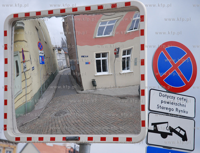 Bydgoszcz. Uliczki Starego Miasta - Ks. Tadeusza Malczewskiego
08.03.2008
Fot....