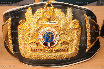 Urzad Miasta Gdyni. Konferencja prasowa i wazenie zawodnikow...