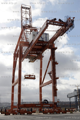 Gdynia. Baltycki Terminal Kontenerowy. 24.03.2011
fot....