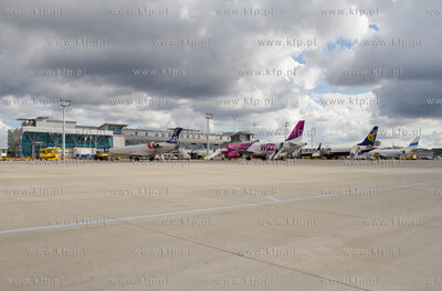 Rozbudowa Portu Lotniczeo Gdansk im Lecha Walesy.
Nz....