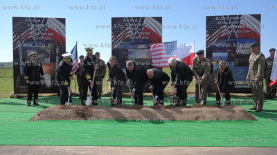 Redzikowo. Uroczyste rozpoczęcie budowy bazy pocisków...