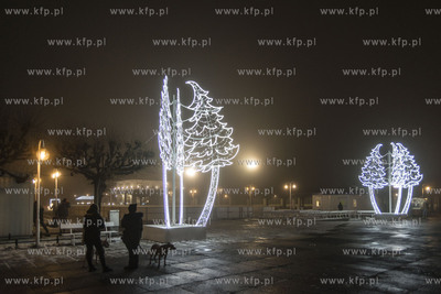 Sopot. Iluminacje świetlne przy molo.
21.12.2018
fot....