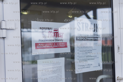 Rozpoczął sie egzamin gimnazjalny w Zespole Szkół...