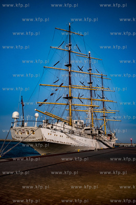 Gdynia, odpalenie najwyższej świetlnej choinki w...