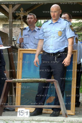 Pozar kosciola sw. Katarzyny w Gdansku. Straz miejska...