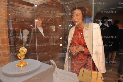 Spotkanie Prezydentow Grupy Wyszehradzkiej. Zony prezydentow...