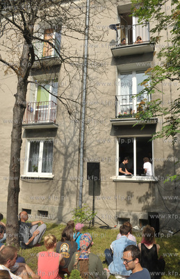 Streetwaves czyli artystyczna akcja miejska w Gdansku...