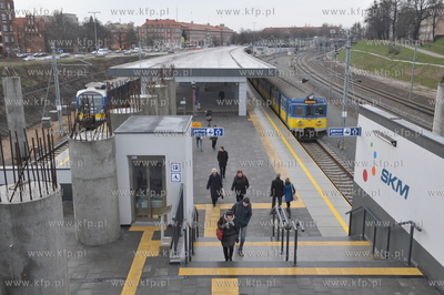 Oficjalne uruchoinienie nowej trasy kolejki SKM Gdansk...