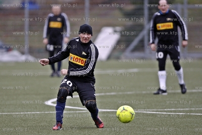 Gdansk. Boisko przy ul. Traugutta.  Sylwestrowy mecz...