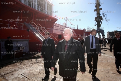 Stocznia Gdansk. Uroczystosc chrztu statku SYN ANTARES....