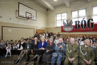 Gdańsk. Szkoła podstawowa nr. 65. Uroczystości z...