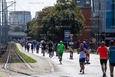 Gdańsk, skrzyżowanie Al. Grunwaldzkiej i Al.Wojska...