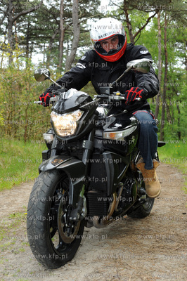 Przemyslaw Saleta na swoim motorze Suzuki B-King
24.05.2009
fot....