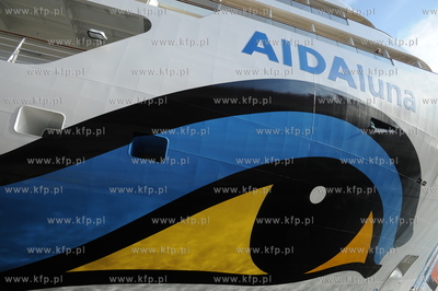 Wycieczkowiec AIDAluna odwiedzil dzis port w Gdyni....
