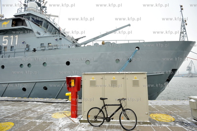 Polska Marynarka Wojenna przejmuje dowodzenie Stalego...