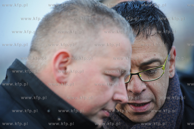 Gdansk. Uroczyste oddanie do uzytku dodatkowego pasa...