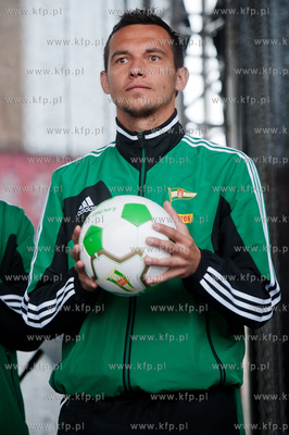 Gdansk. Scena na Targu Weglowym. Prezentacja druzyny...