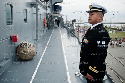 Gdynia. Nabrzeze Pomorskie. Uroczyste powitanie japonskiego...