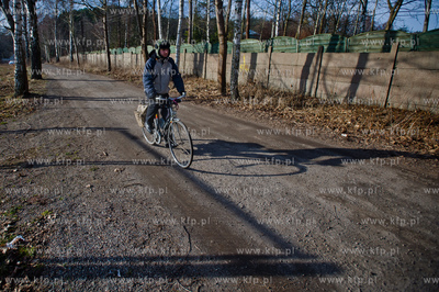 Gdansk. Oliwa, Trojmiejski Park Krajobrazowy. Sciezka...