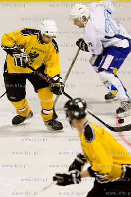 Gdansk. Hala Olivia. Kaszubski Weekend z Hokejem. Mecz...