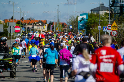 Plac Dwoch Miast. PKO Polmaraton Sopot 2015.
02.05.2015
fot....