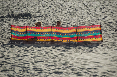 Gdansk. Letni wypoczynek na plazy miejskiej Stogi....