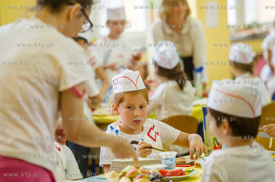 Gdansk. Wrzeszcz. Szkola Podstawowa nr 45 im. Bohaterow...