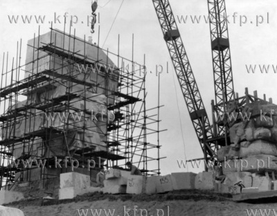 Budowa pomnika na Westerplatte. 08.1966 odbitka_02_38...