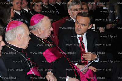 Biskup Jan Bernard Szlaga zostal honorowym obywatelem...