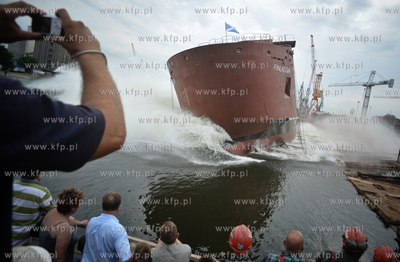 Wodowanie promu B 608/1 Finlaggan dla szkockiego armatora...