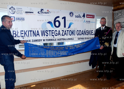 Gdynia. Konferencja prasowa w Jacht Klubie Stal prze...