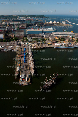 Tall Ships' Races 2009 w Gdyni z lotu ptaka. Zlot Wielkich...