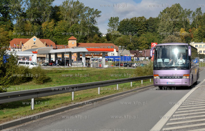 Zukowo. Ul. Koscierska. 28.09.2012 Fot. Maciej Kosycarz...