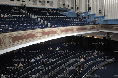 Ostatni dzien dzialalnosci kin Neptun, Kameralne i...