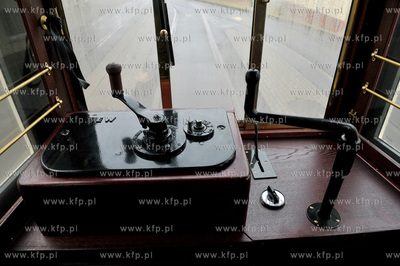 Gdansk - Zajezdnia Tramwajowa Wrzeszcz. Wnetrze zabytkowego...