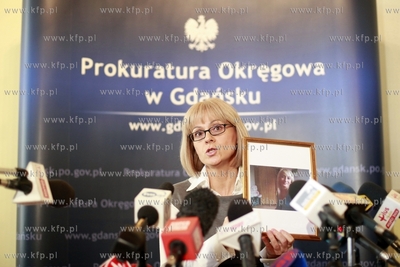Gdansk. Prokuratura Okregowa.Konferencja prasowa, na...