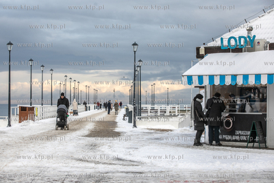 Molo w Gdańsku Brzeźne otwarte po remoncie.
22.12.2021
fot....