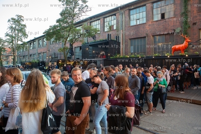 Gdańsk.  Życie kulturalno - rozrywkowe na terenach...