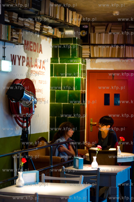 Sopot. Restauracja, bar Spoldzielnia Literacka
09.08.2011
fot....