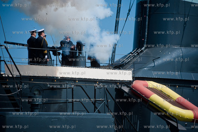 Gdynia. Skwer Kosciuszki - Plyta Marynarza Polskiego....