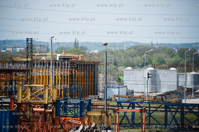 Gdansk. Budowa ulic i torowisk na ul Hallera i Uczniowskiej,...