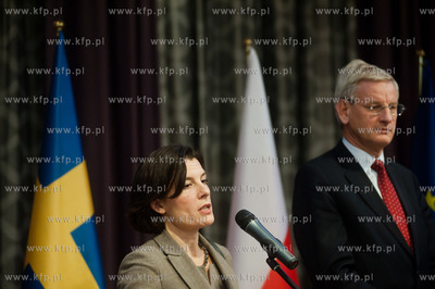 Gdansk. Hotel Hilton. Konferencja prasowa Ministrow...