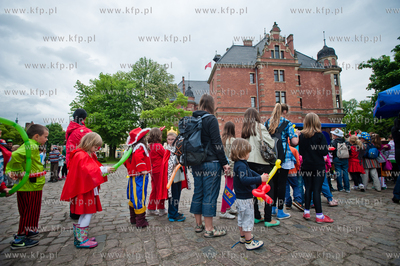 Gdansk. Zieleniec Nowego Ratusza. Festyn dla dzieci...
