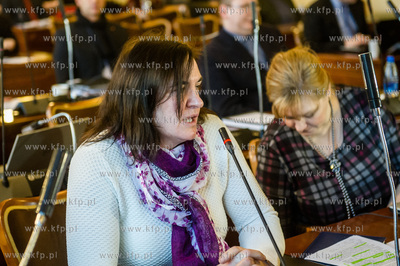 Gdansk. Nowy Ratusz. Sesja Rady Miasta Gdanska. Glosowanie...