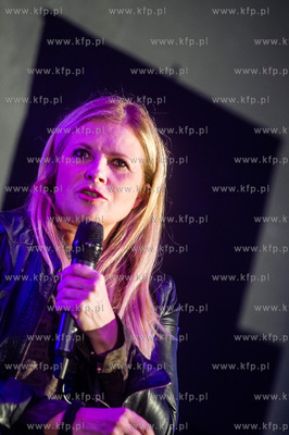 Sopot. Zatoka Sztuki. Charytatywne spotkanie z piosenkarką...